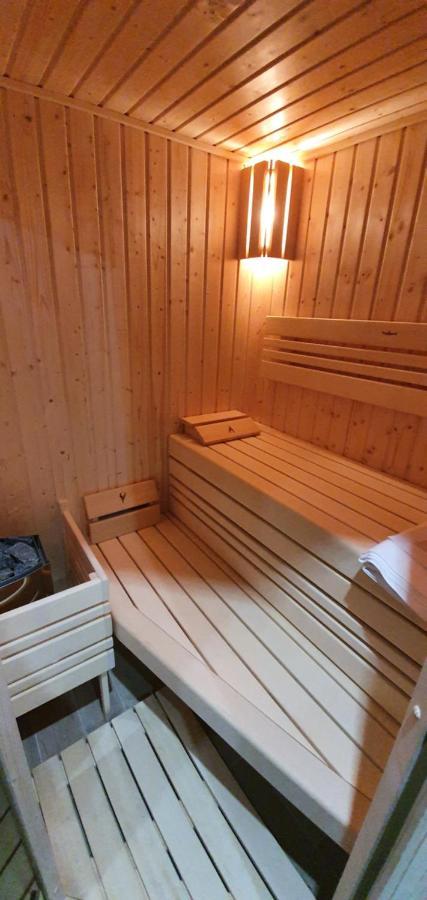 Apartman Nerudovka D 104, Finska Sauna, Garazove Stani Loučná pod Klínovcem Εξωτερικό φωτογραφία